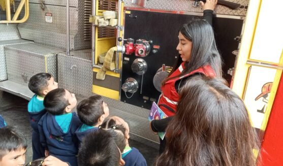 VISITA A LOS BOMBEROS