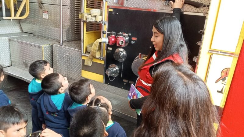 VISITA A LOS BOMBEROS