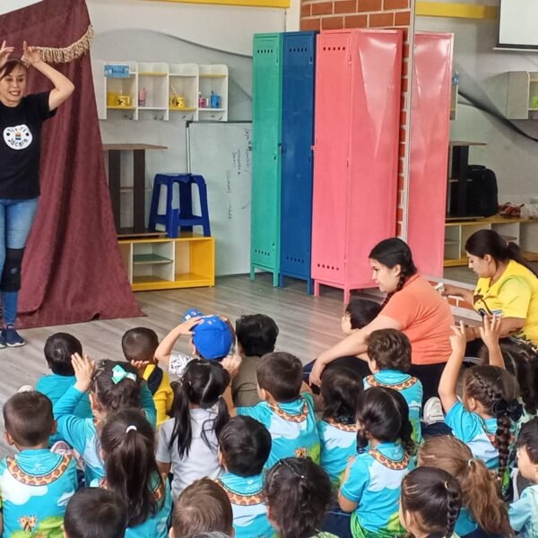 Visita del Proyecto Titirijácara